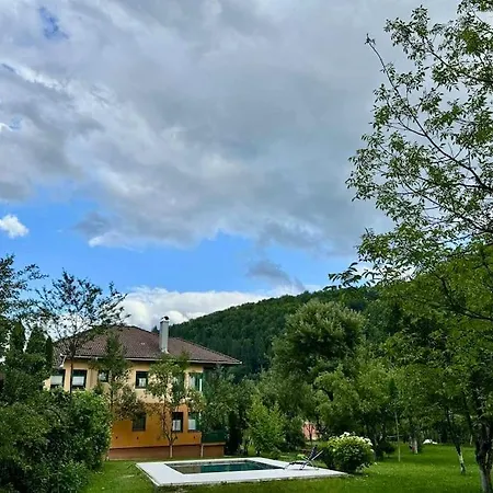 Ranch Retreat Secluded Exclusive Pool Fojnica